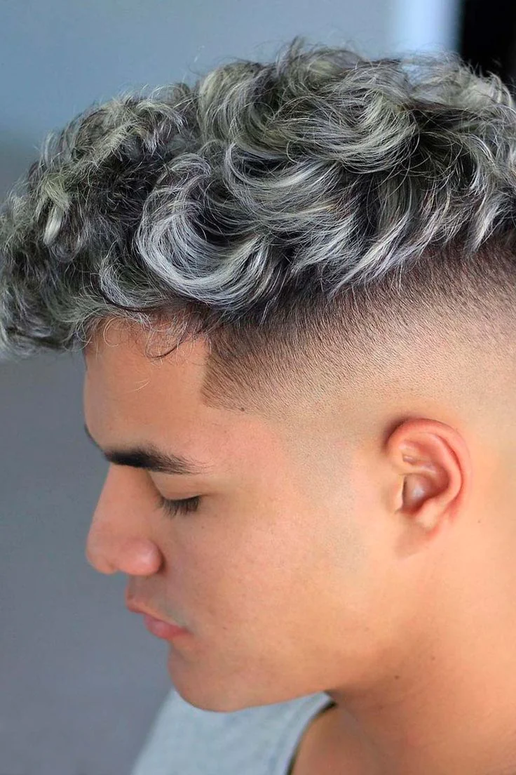 65+ Fade Haircuts for Curly Hair Men in 2025