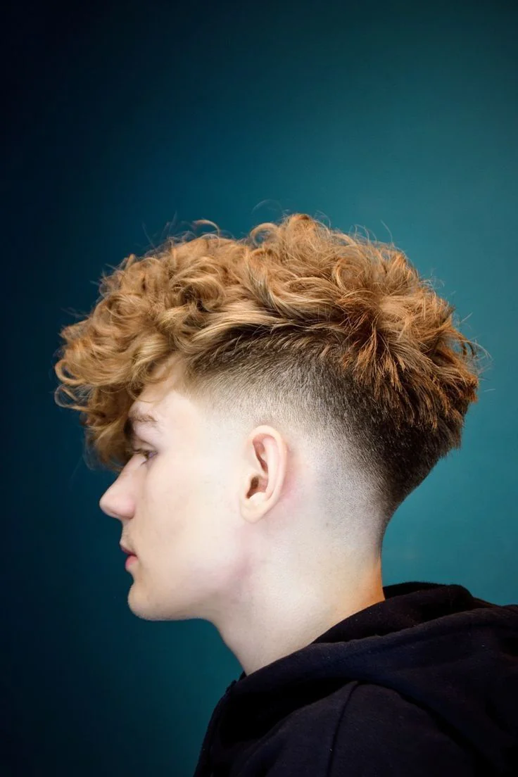 65+ Fade Haircuts for Curly Hair Men in 2025