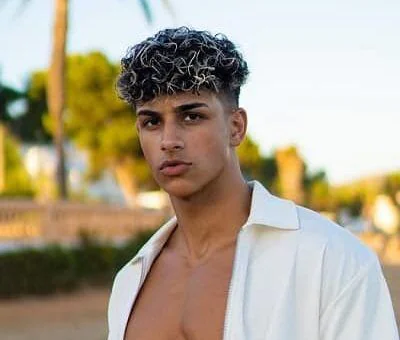 65+ Fade Haircuts for Curly Hair Men in 2025