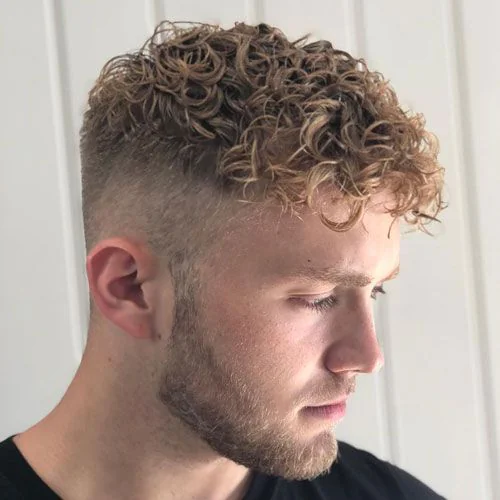 34 Natural Curly Hairstyles for Men That Look Effortless and Stylish in 2025