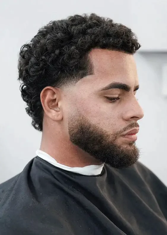 34 Natural Curly Hairstyles for Men That Look Effortless and Stylish in 2025