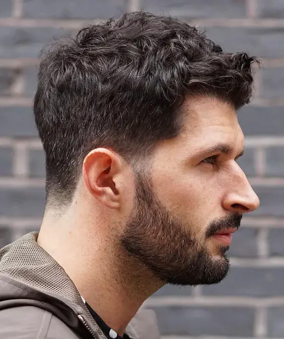 34 Natural Curly Hairstyles for Men That Look Effortless and Stylish in 2025