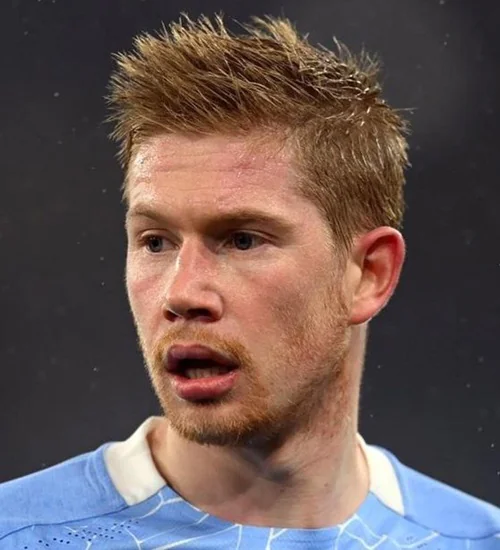 35+ Stylish Soccer Hairstyles for Men That Score Big in 2025