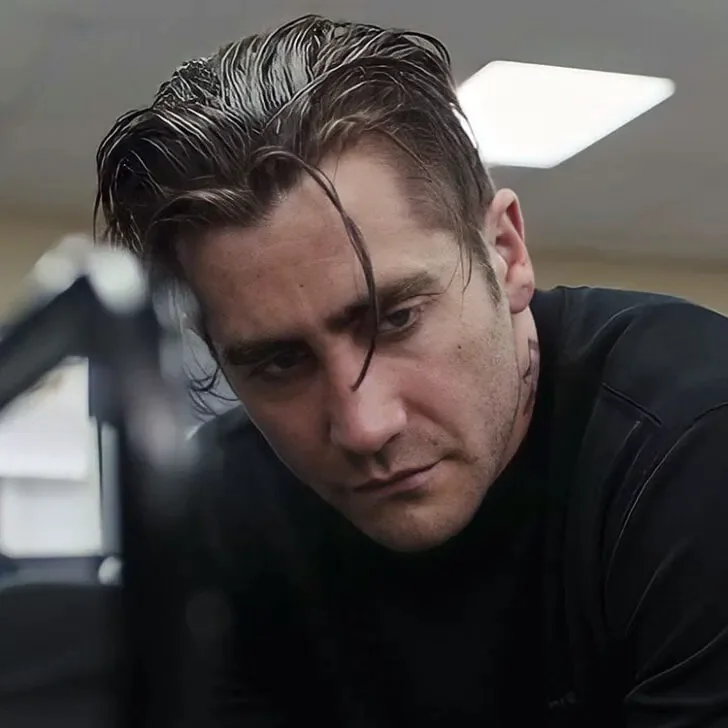 20 Jake Gyllenhaal Haircuts: Explore His Most Iconic Styles Through the Years