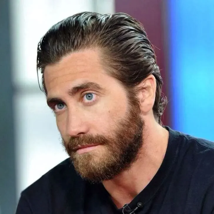 20 Jake Gyllenhaal Haircuts: Explore His Most Iconic Styles Through the Years