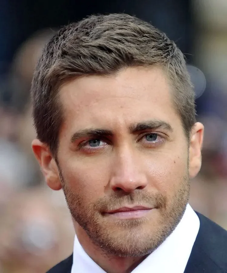 20 Jake Gyllenhaal Haircuts: Explore His Most Iconic Styles Through the Years