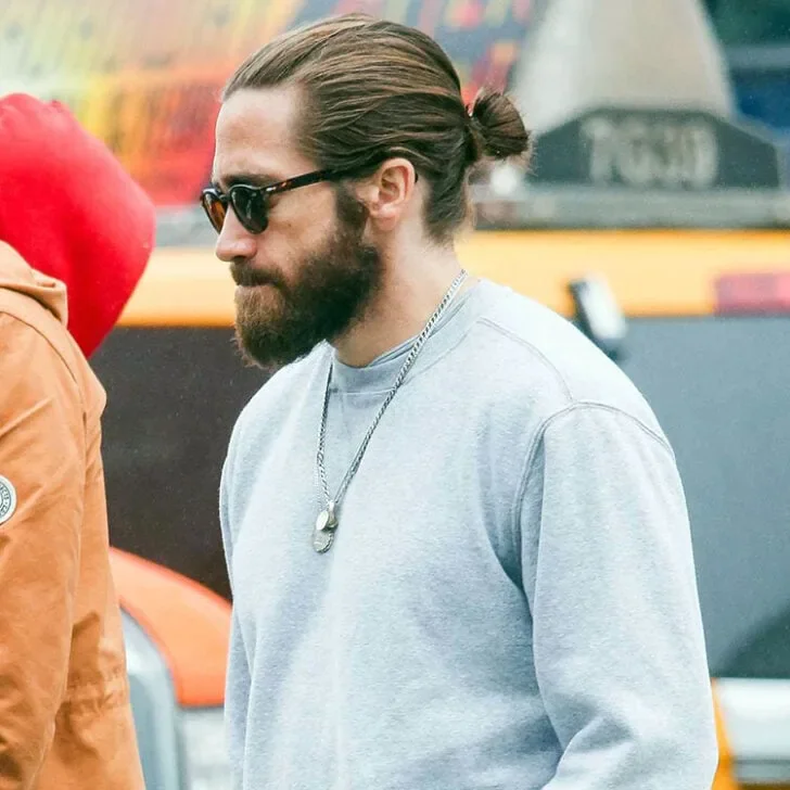20 Jake Gyllenhaal Haircuts: Explore His Most Iconic Styles Through the Years