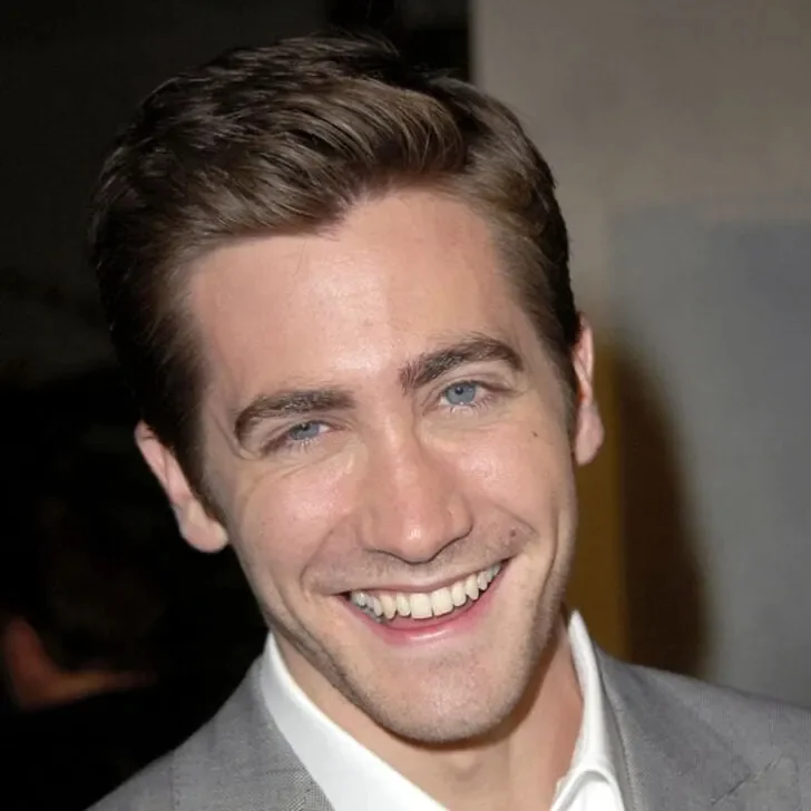 20 Jake Gyllenhaal Haircuts: Explore His Most Iconic Styles Through the Years