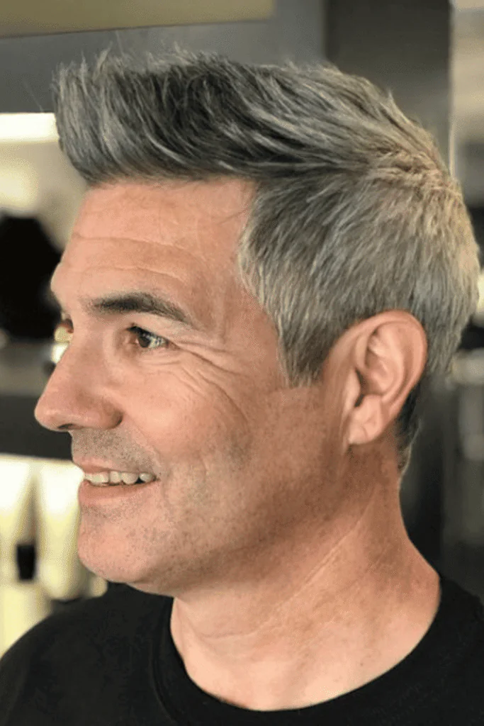 30 Hairstyles for Older Men with Thin Hair That Look Fresh and Modern