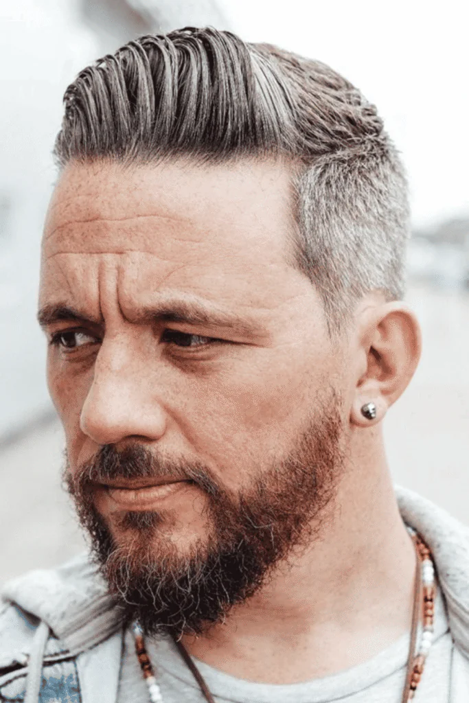 30 Hairstyles for Older Men with Thin Hair That Look Fresh and Modern