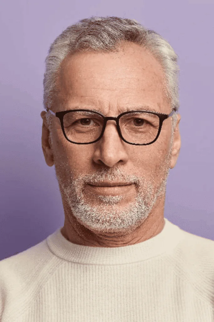 30 Hairstyles for Older Men with Thin Hair That Look Fresh and Modern