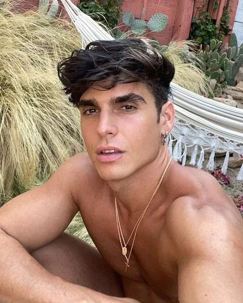 35 Surfer Hairstyles Men – Cool Ideas To Try In 2025